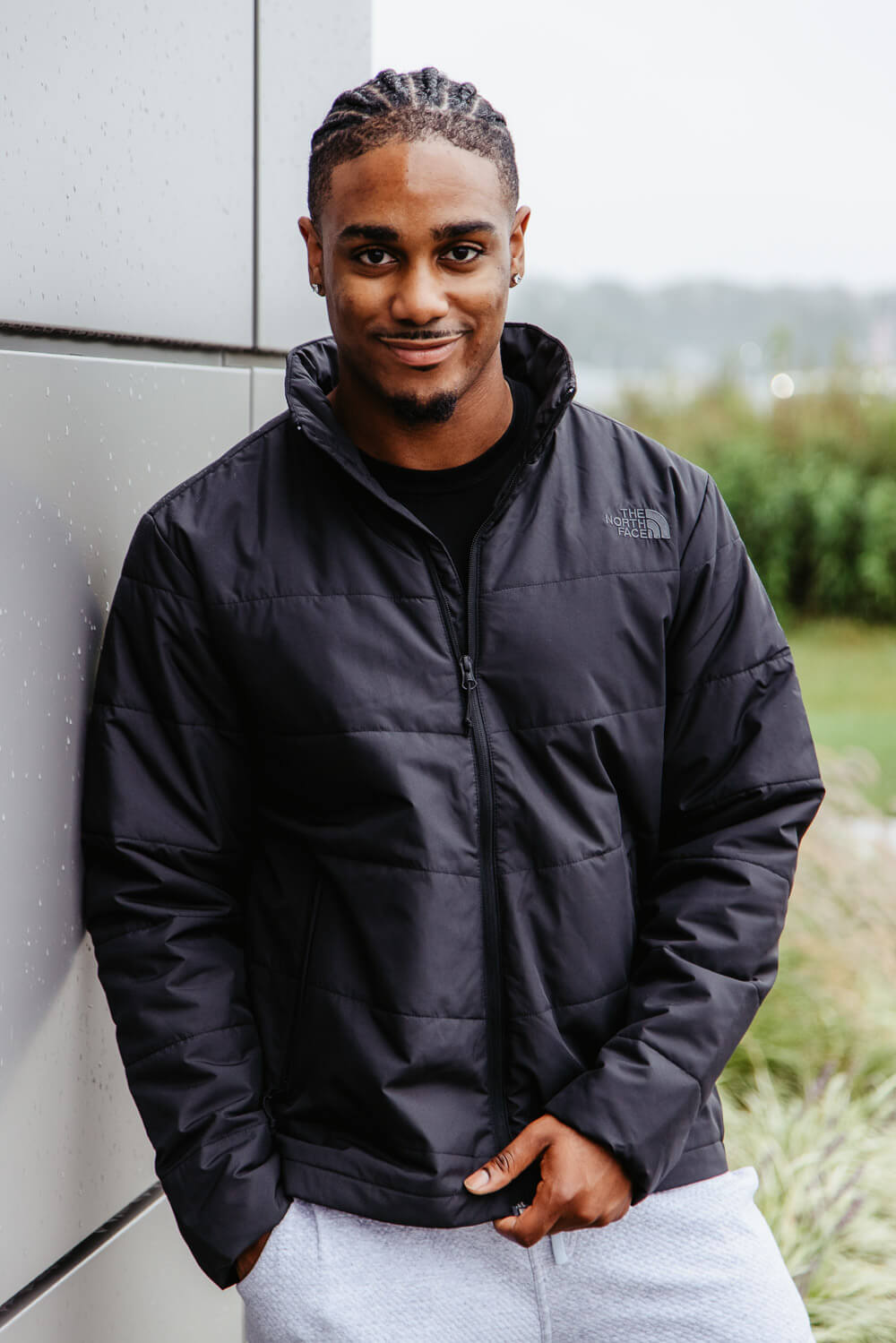 Black Mens Windbreakers: A Timeless Style Statement