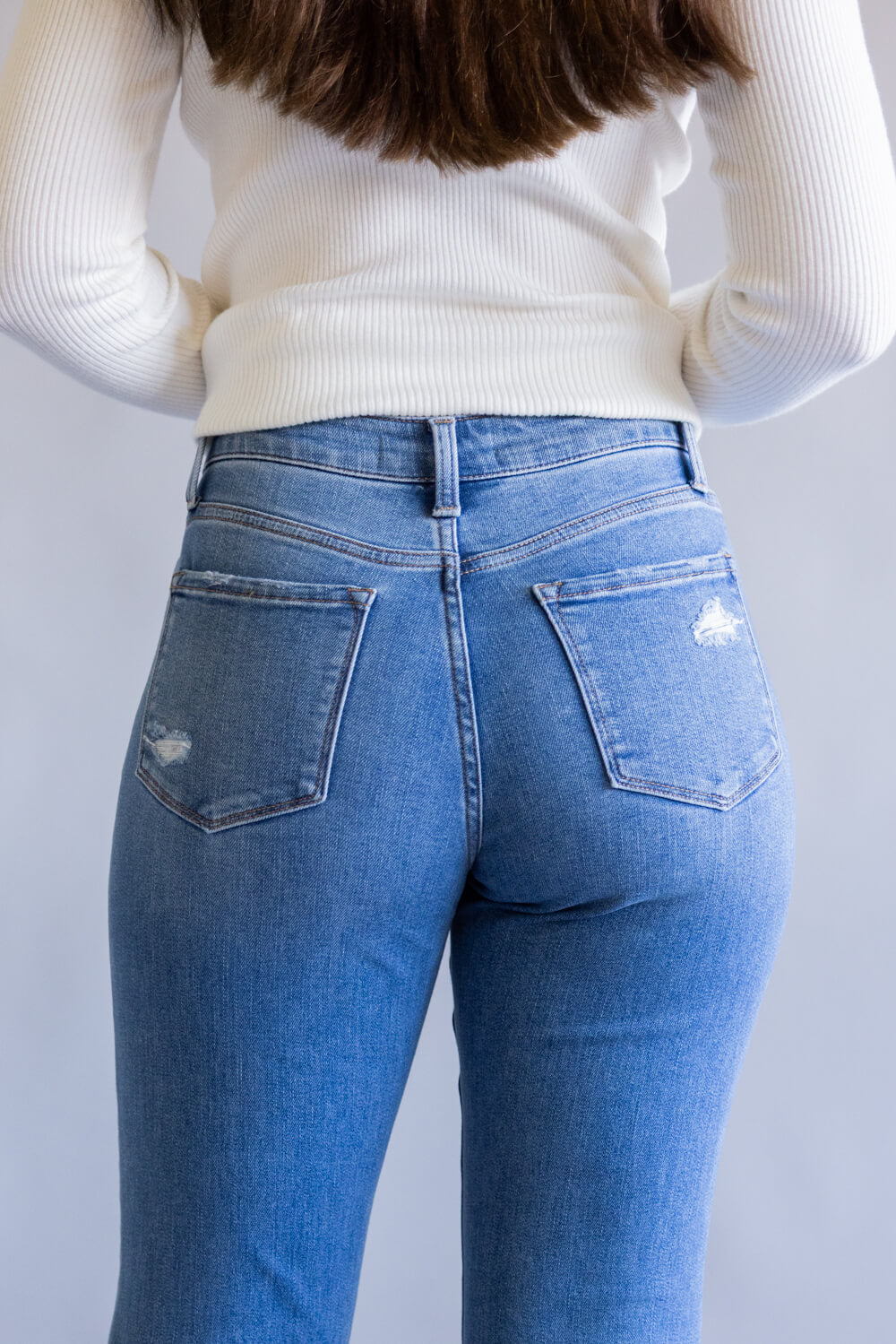 Vervet Daphne High-Rise Cuffed Straight Jeans for Women in Medium Wash