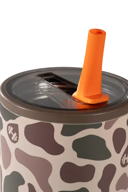 lid with straw 