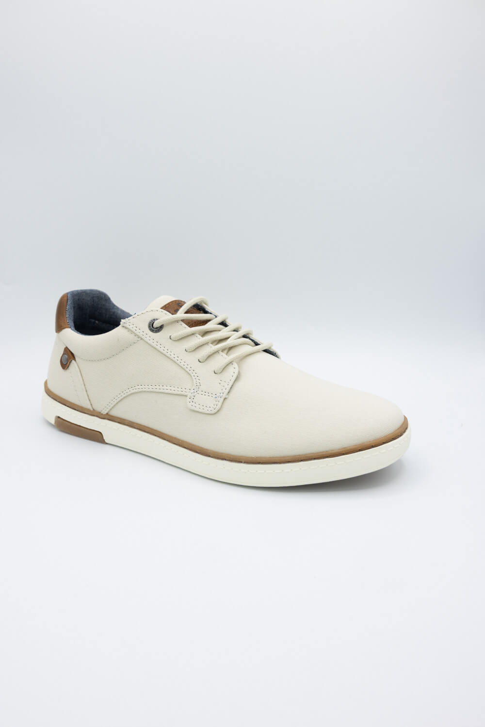 B52 by Bullboxer Augusta Sneakers for Men in White
