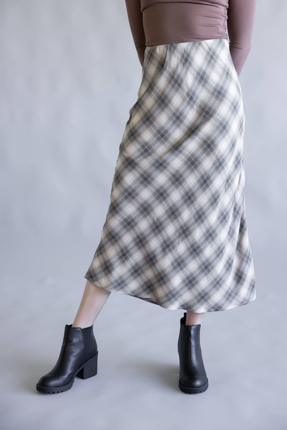 Plaid Midi Skirt for Women in Charcoal