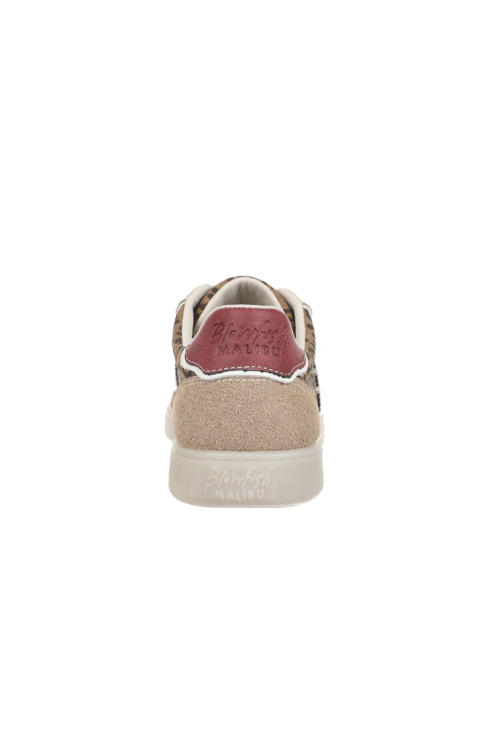 A single low-top sneaker shown from the back on a plain white background. The shoe features a beige suede upper, a dusty rose leather heel tab with 'Pier St.