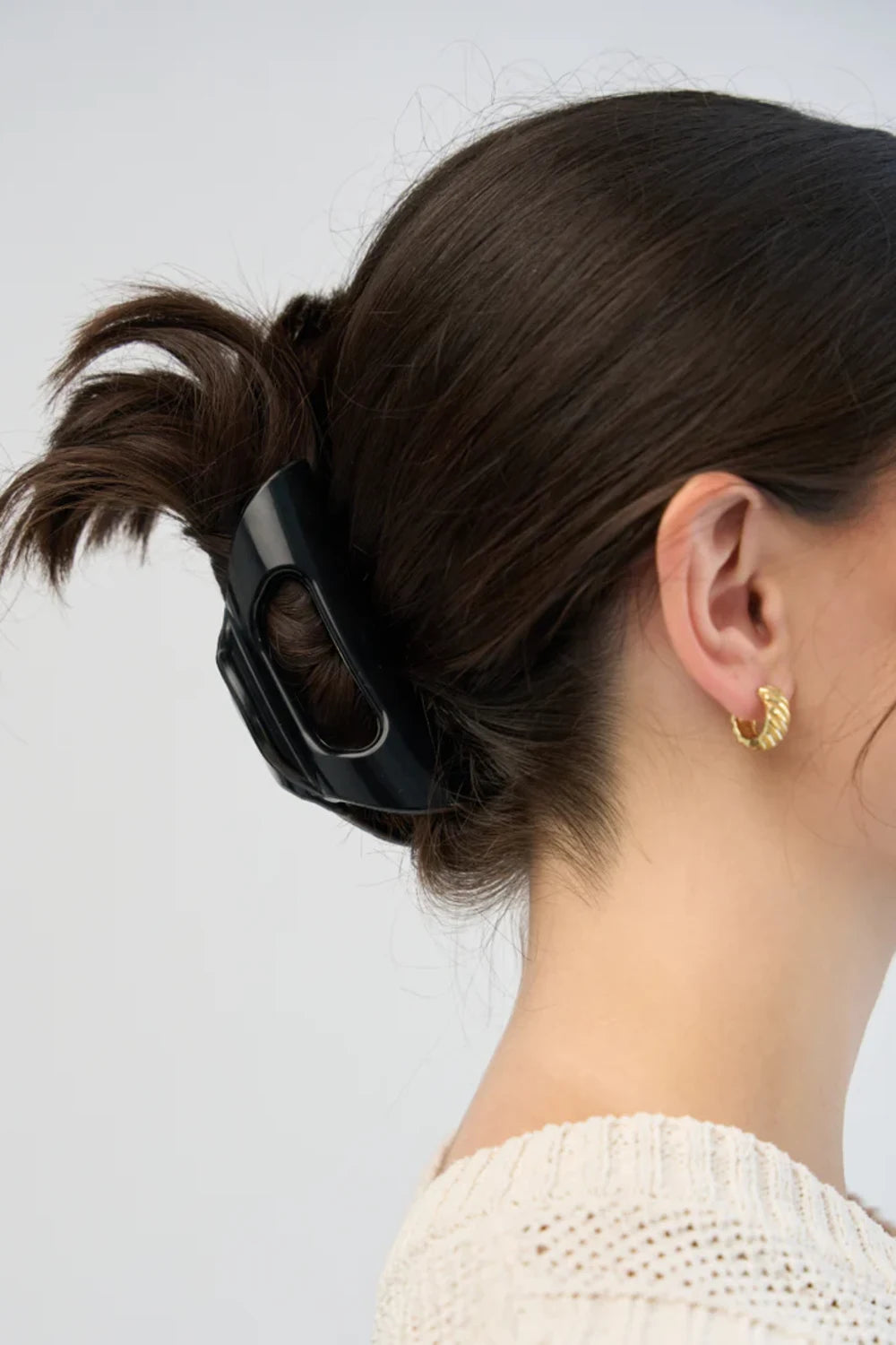 Cozy Clip Claw Hair Clip in Black | CC-001-BLK
