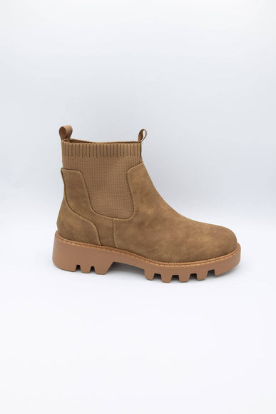 B52 by Bullboxer Lug Booties for Women in Off Oak Brown