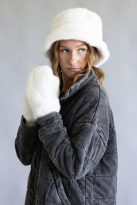C.C. Glitter Fur Convertible Mitten for Women in Ivory