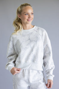 Camo Drop Shoulder Crewneck Fleece Sweatshirt for Women in Grey