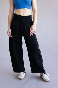 Baggy Barrel Fleece Sweatpants for Women in Black