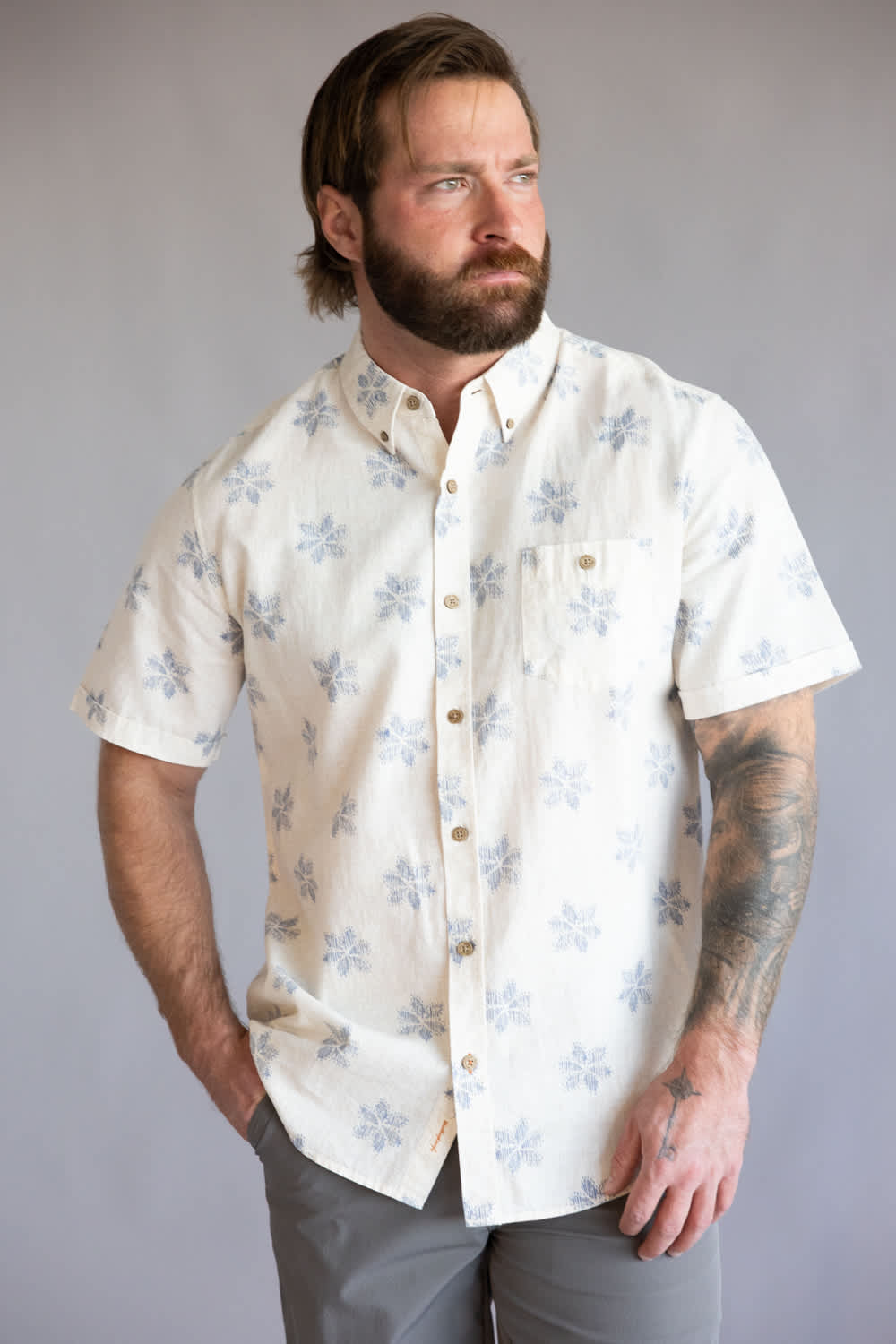 Weatherproof Vintage Cotton Linen Pattern Button Up Shirt for Men in Infinity Blue