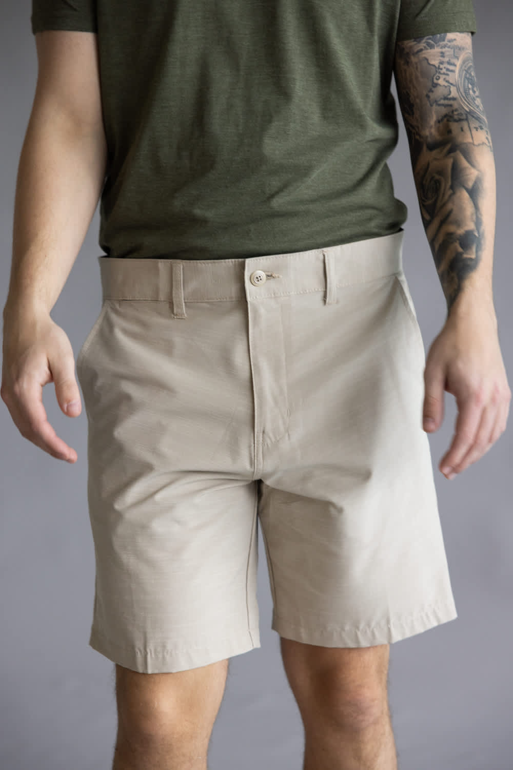 1897 Original Stretch Hybrid Shorts for Men in Sand