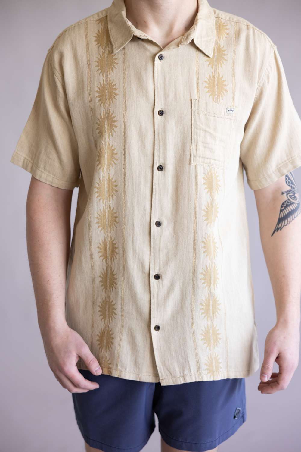 Billabong Cordoba Short Sleeve Shirt for Men in Desert Khaki