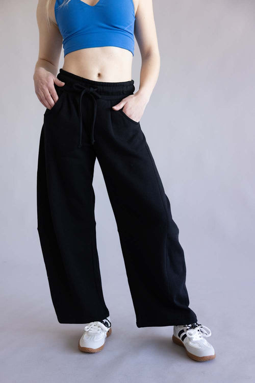 Baggy Barrel Fleece Sweatpants for Women in Black