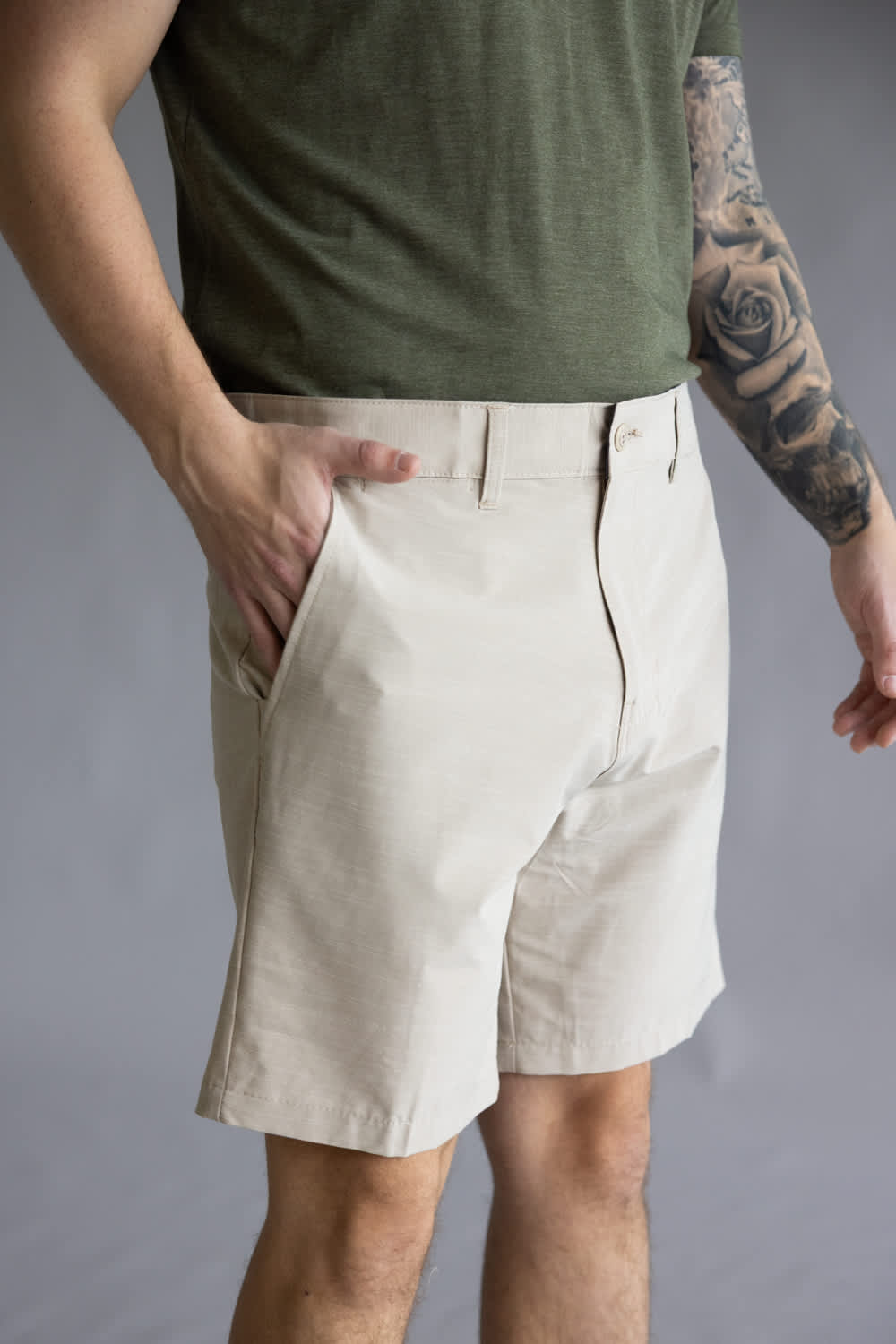 1897 Original Stretch Hybrid Shorts for Men in Sand