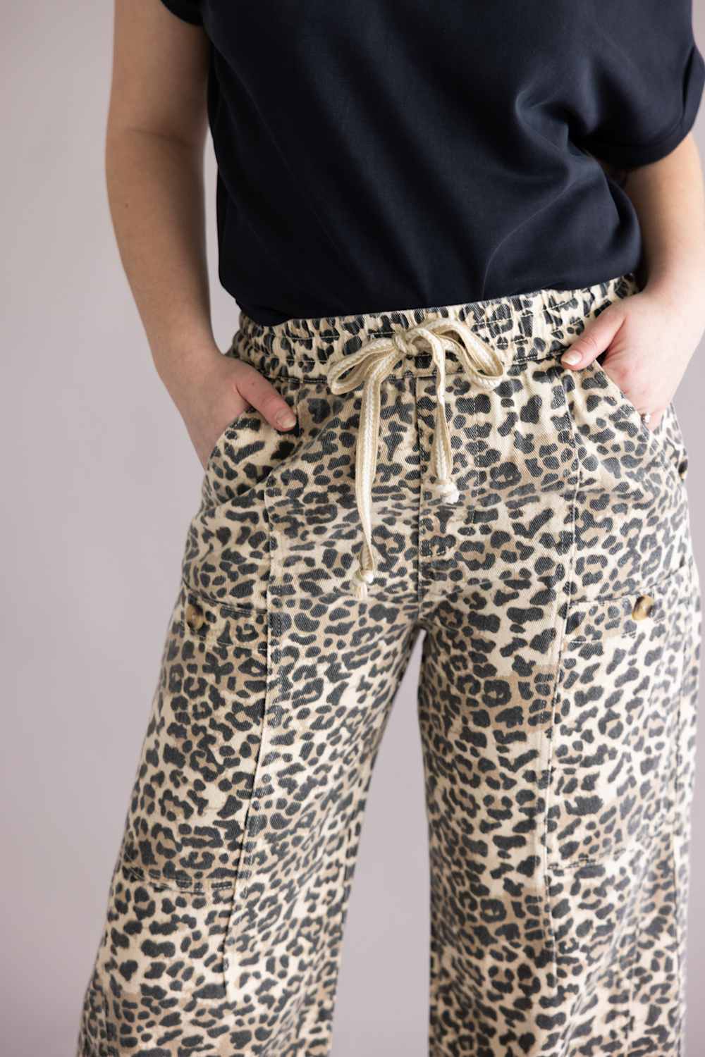 Aaron & Amber Leopard Pants for Women in Leopard Print | MAP2675