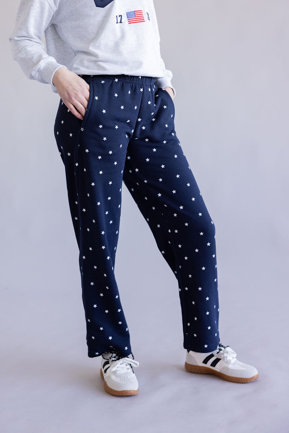 Star Pattern Straight Leg Sweatpants for Women in Navy