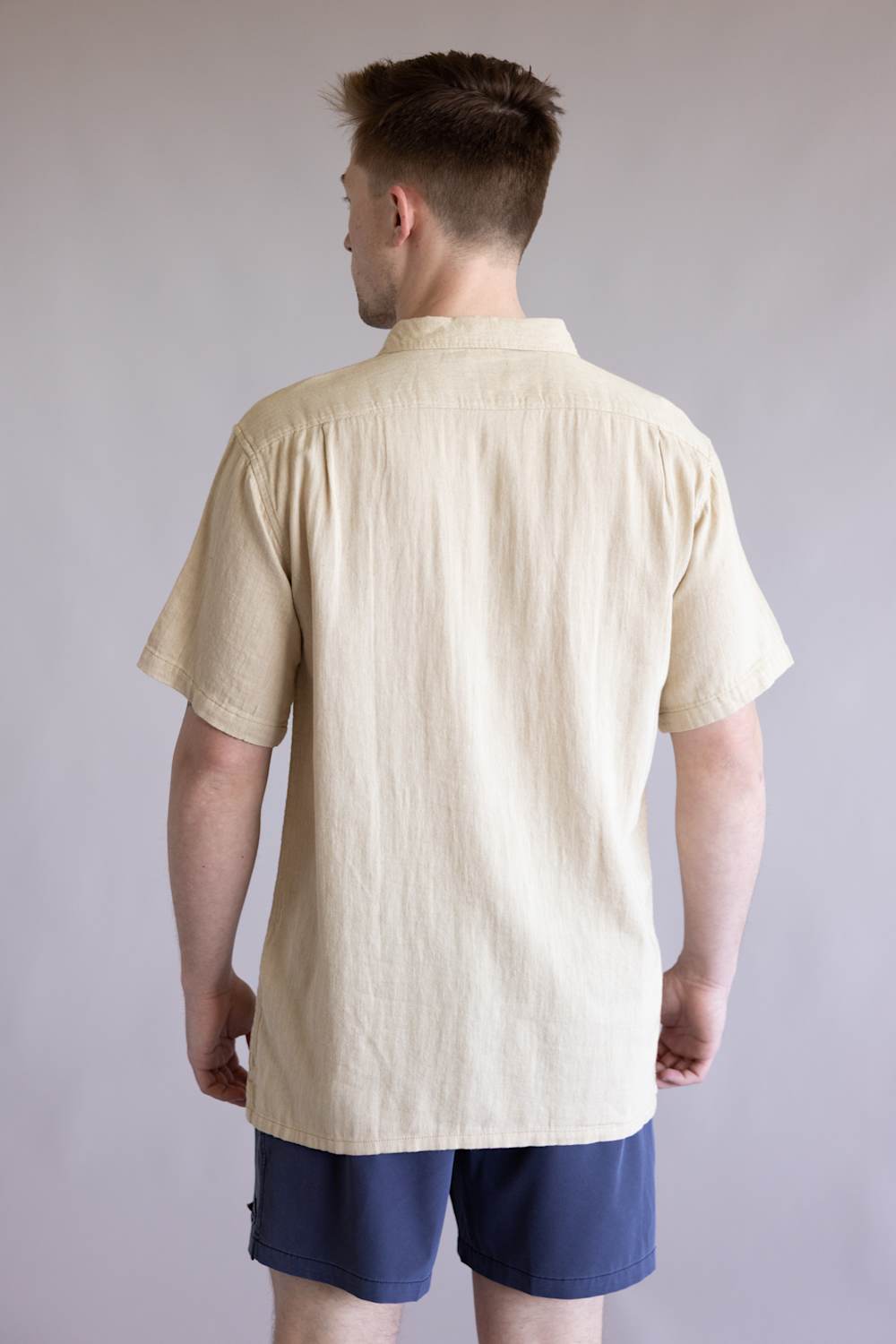  Billabong Cordoba Short Sleeve Shirt for Men in Desert Khaki