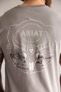 Ariat Desert Badge Tradition T-Shirt for Men in Smoked Pearl