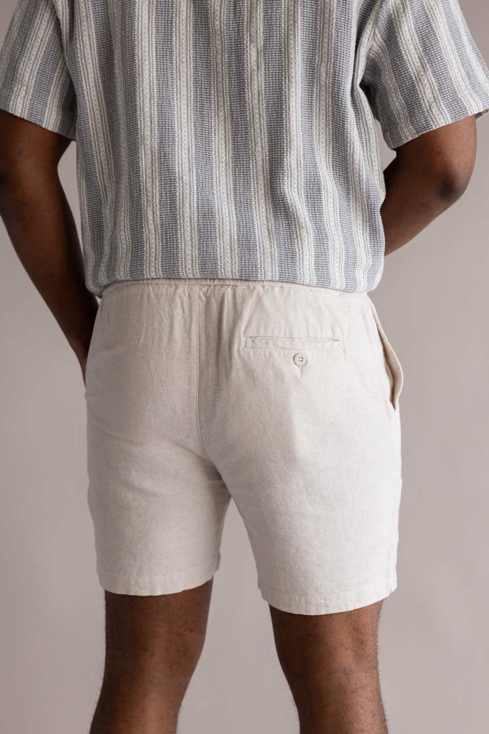 Vintage Summer Linen Shorts for Men in Sand