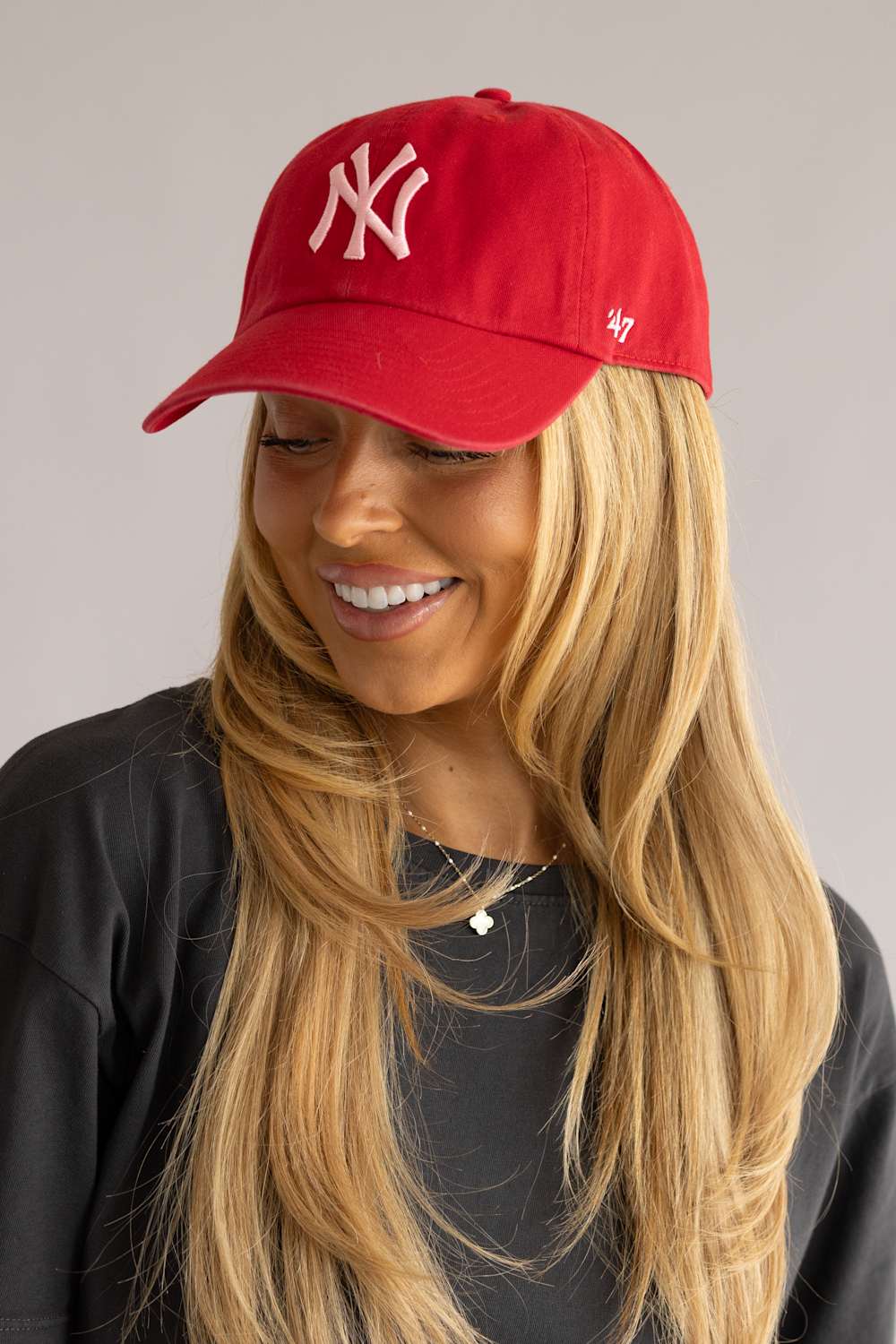 '47 New York Yankees Clean Up Hat in Red and Pink | B-NLRGW17GWS-RDC