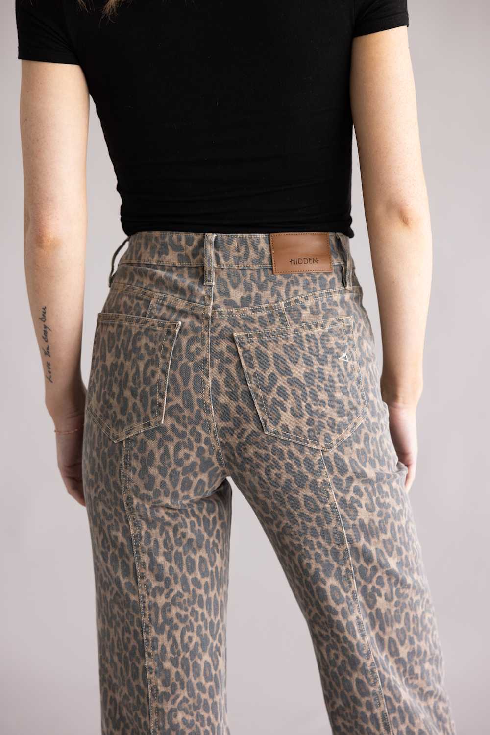  Hidden High Rise Happi Cheetah Flare Jeans for Women 