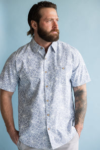 Weatherproof Vintage Cotton Pattern Button Up Shirt for Men in Infinity Blue