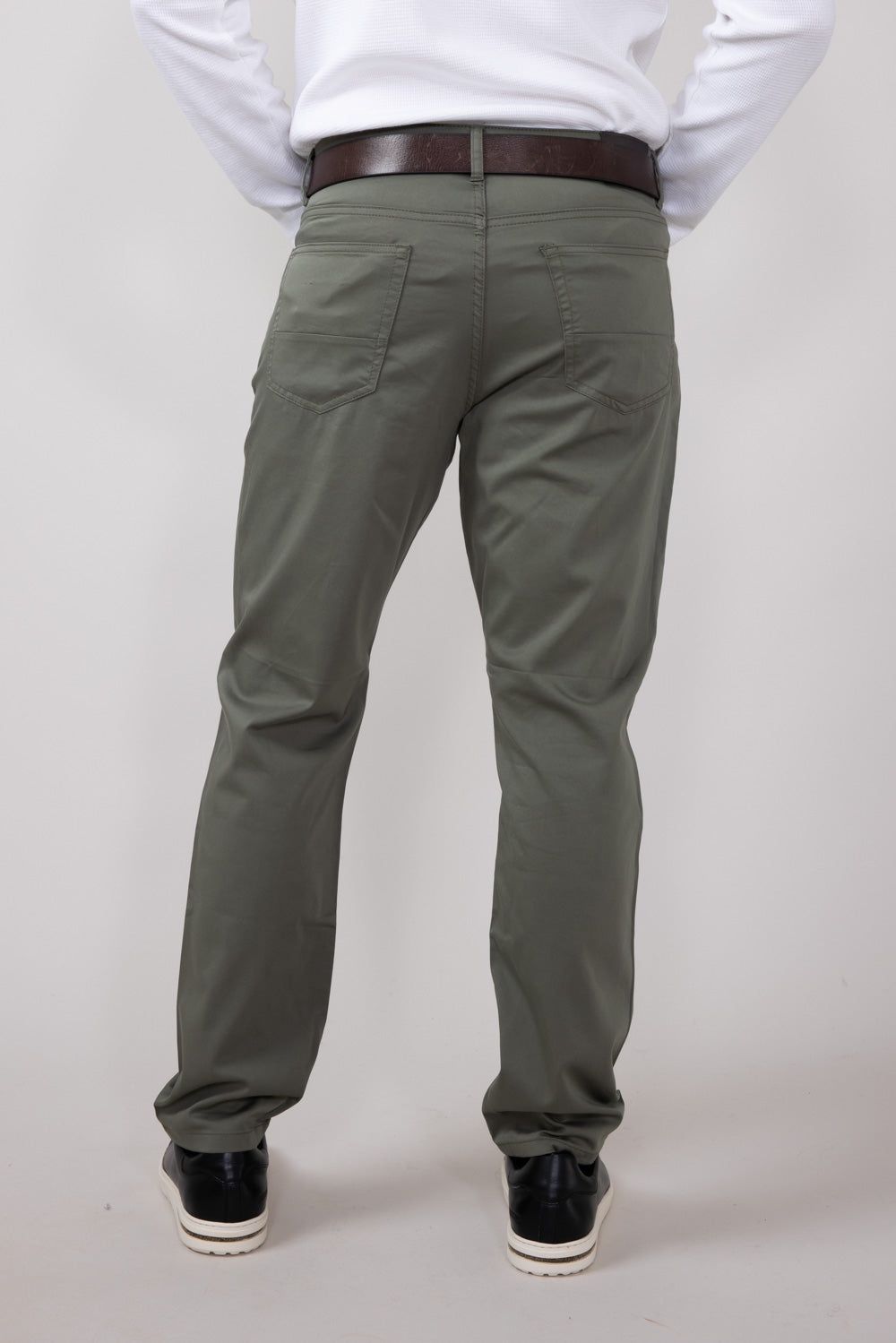 Copper & Oak Air Luxe Pants for Men in Soft Olive