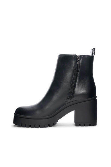 Dirty Laundry Origin Mid Lug Booties for Women in Black.