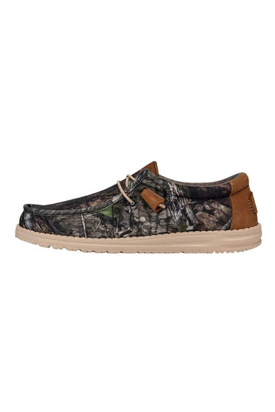 HEYDUDE Men’s Wally Mossy Oak Country DNA Shoes in Camo
