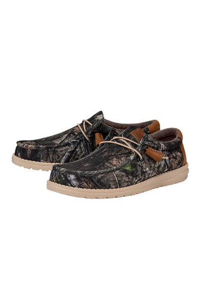 HEYDUDE Men’s Wally Mossy Oak Country DNA Shoes in Camo