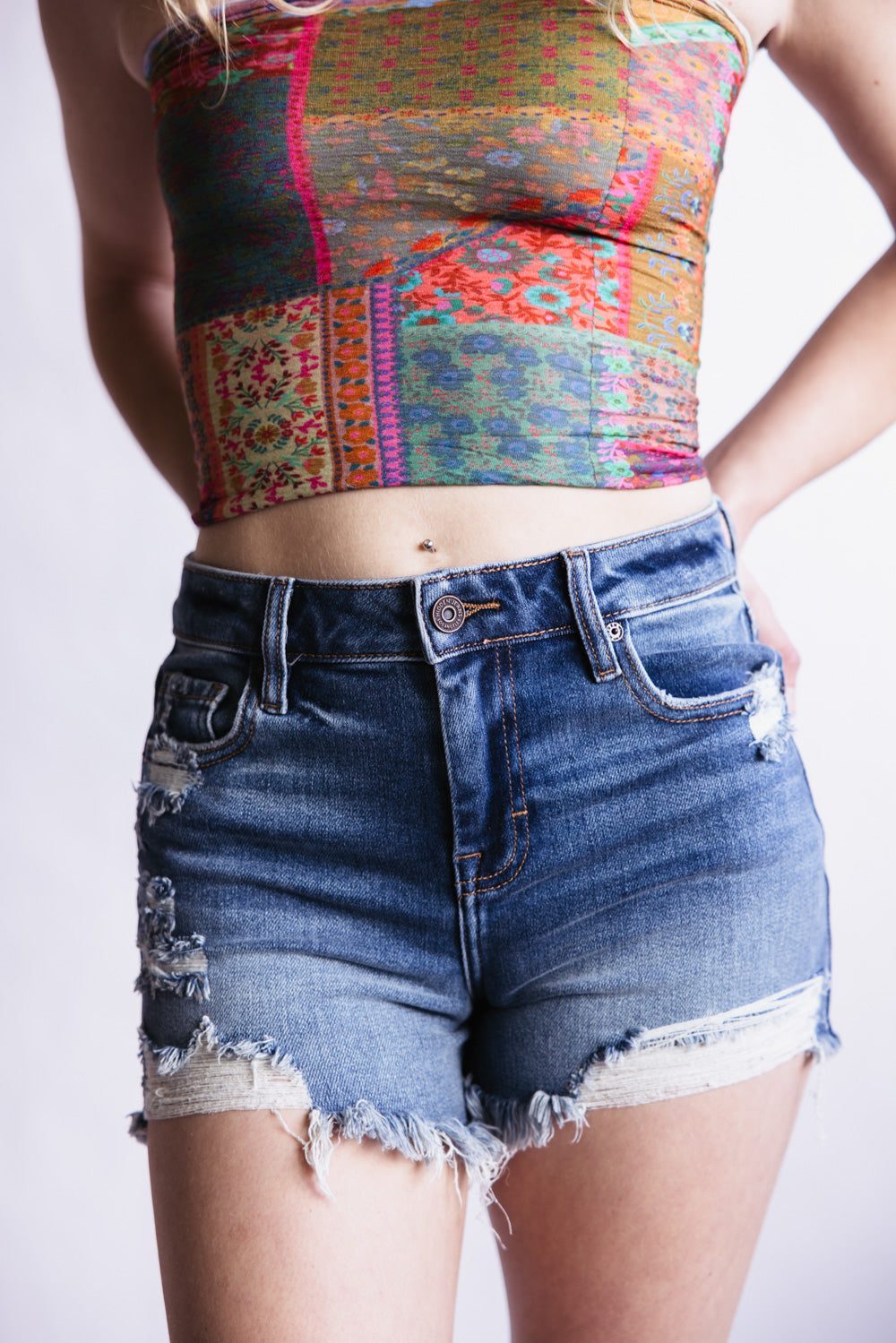 Hidden Frayed Hem Stretch Dark Wash Denim Shorts for Women