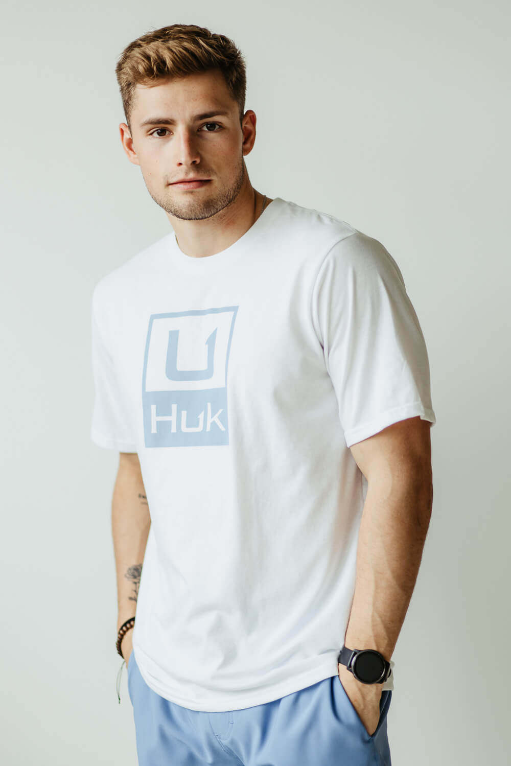Men's Huk Stacked Logo T-Shirt Medium White
