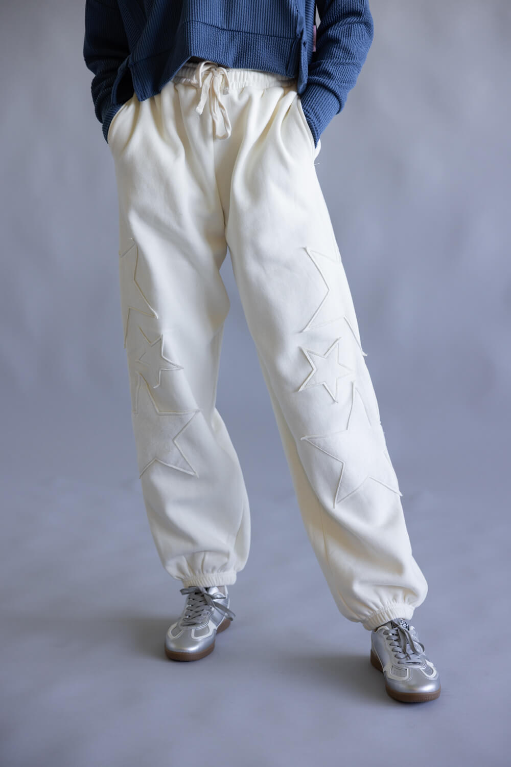 Star Patch Drawstring Jogger Sweatpants for Women in Cream