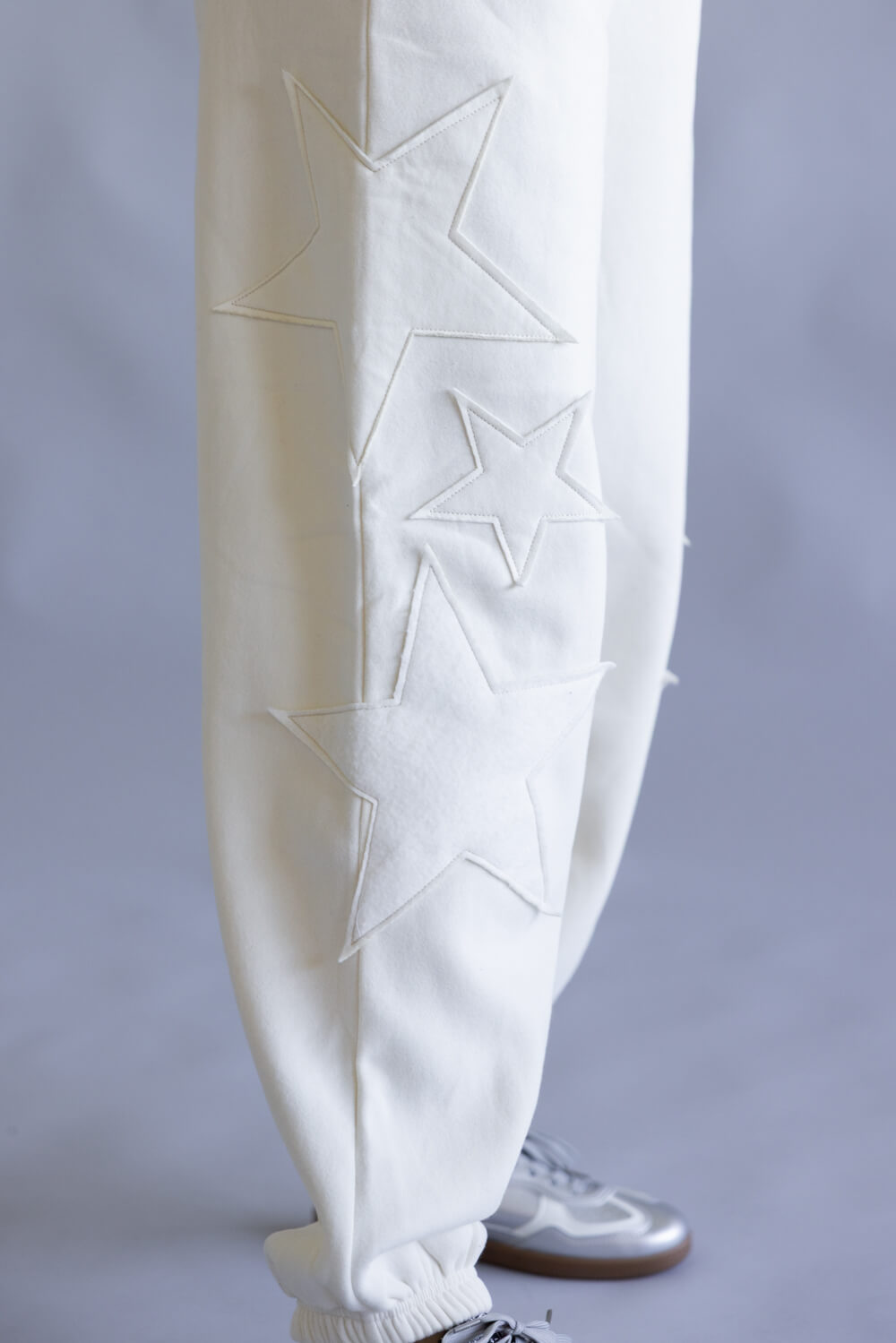 Star Patch Drawstring Jogger Sweatpants for Women in Cream