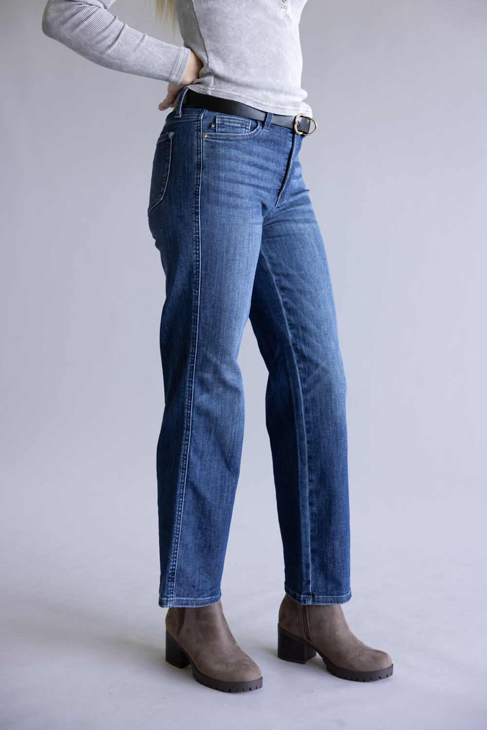 Judy Blue Petite Mid-Rise Straight Leg Jeans for Women