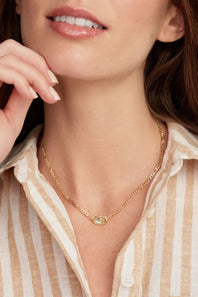 Kendra Scott Elisa Gold Figaro Short Pendant Necklace in Iridescent Abalone