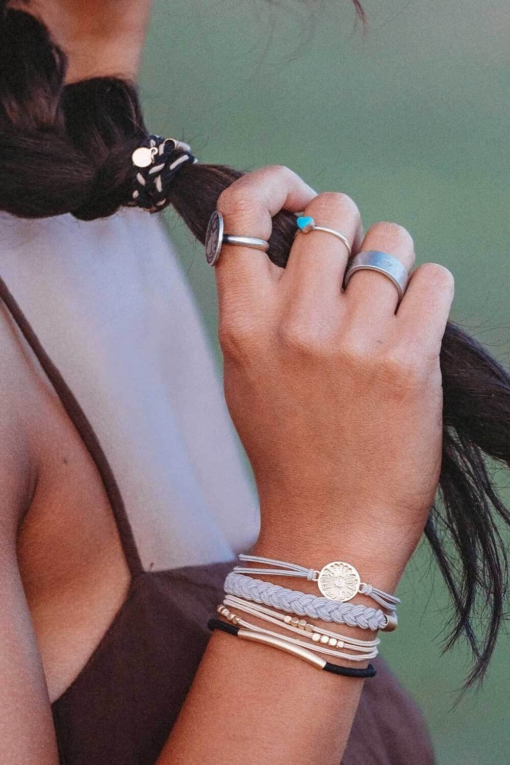 K’lani Inspire Medium Hair Tie Bracelets in Black