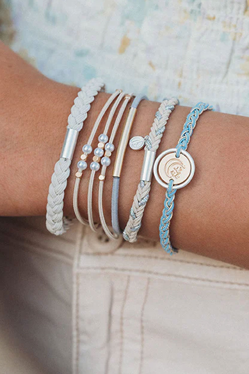 K’lani Wonder Medium Hair Tie Bracelets in Light Blue
