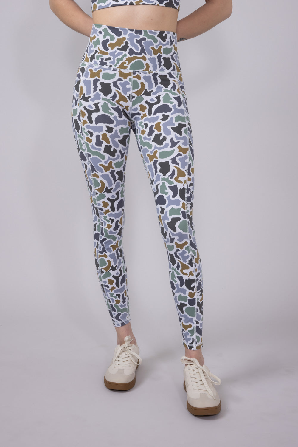 Local Girl Seamed Leggings for Women in Dark Grey Camo