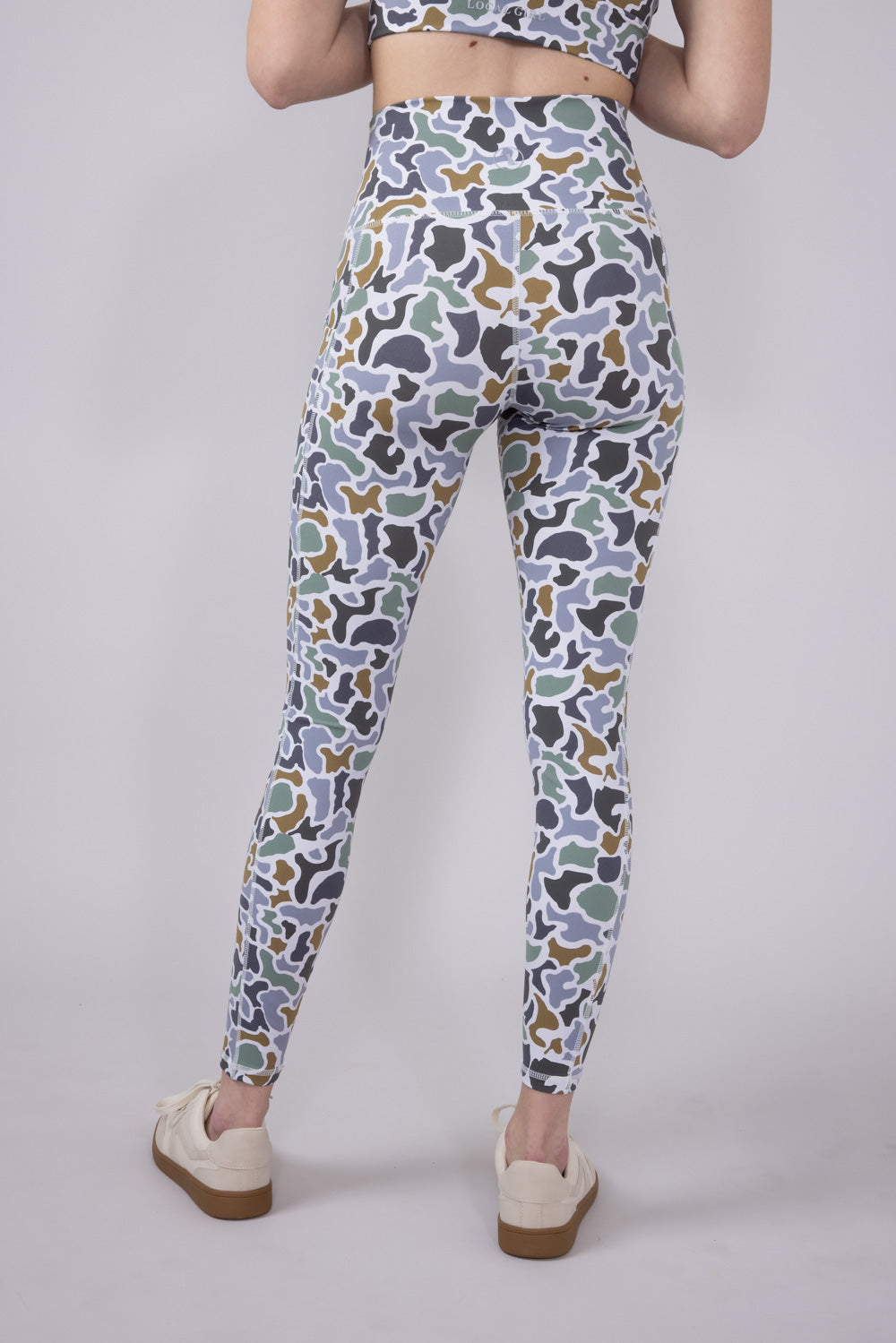 Local Girl Seamed Leggings for Women in Dark Grey Camo