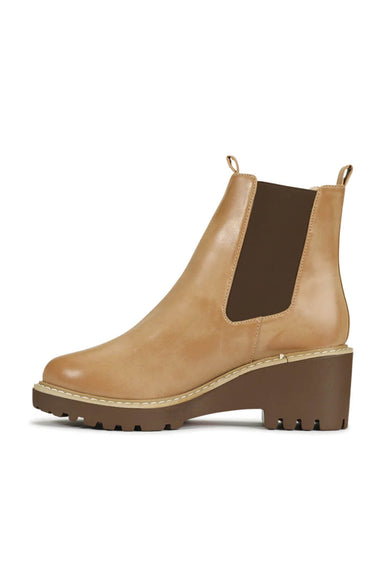 Los Cabos Ari Chelsea Lug Booties for Women in Taupe