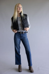 Love Tree Cropped Puffer Vest for Women in Black