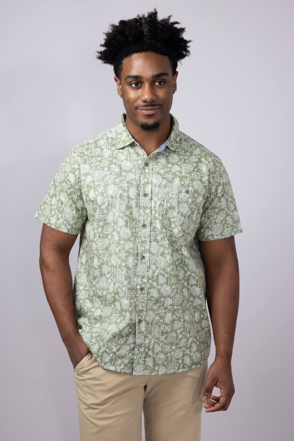 North River Reverse Print Tropical Button Shirt for Men in Green