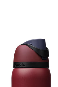 Owala FreeSip 32 oz Stainless Steel Water Bottle in Burgundy Bay
