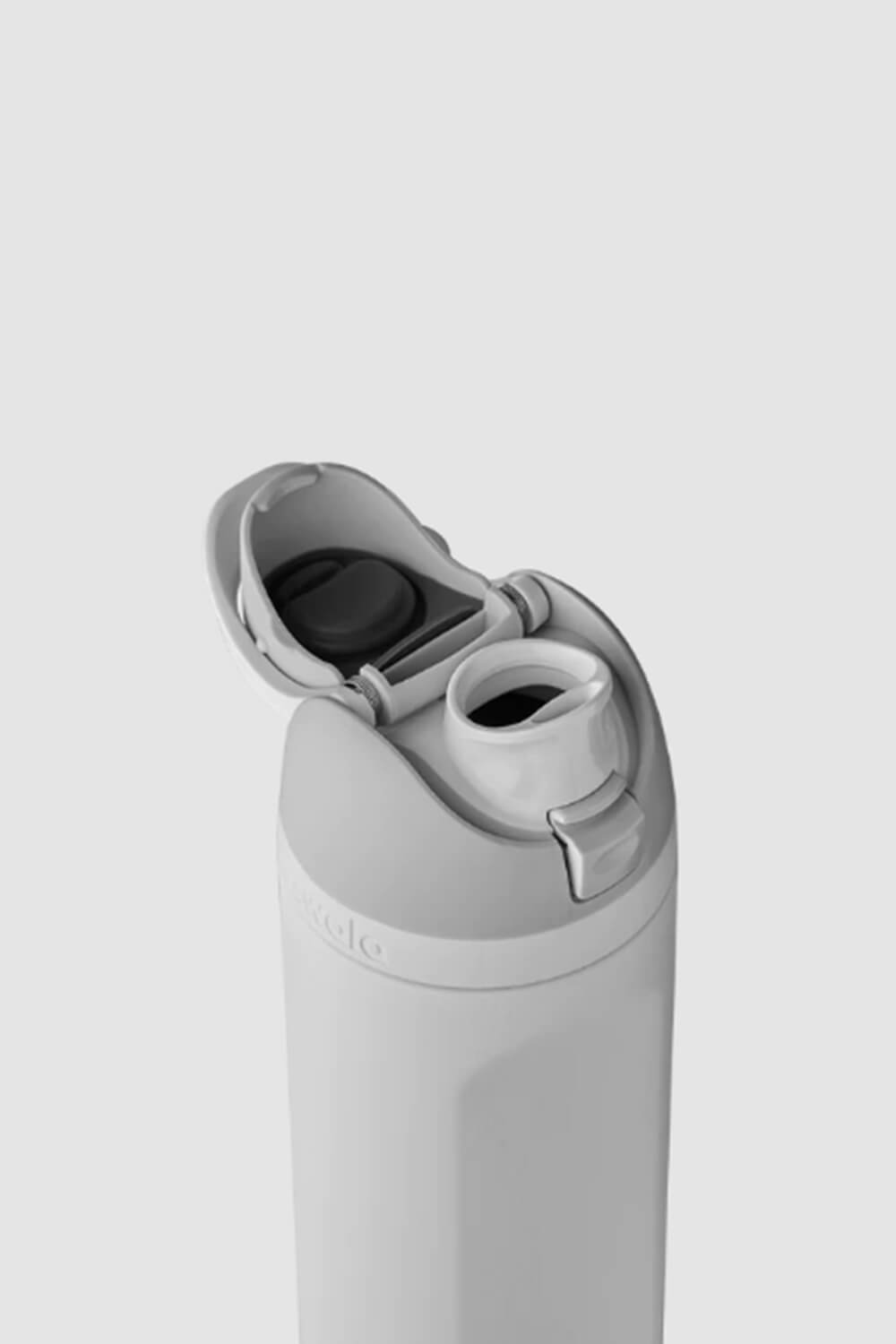 Owala FreeSip Water Bottle 24oz (Shy Marshmallow) + 2-in-1 Cleaning Brush - Insulated & Leak-Proof