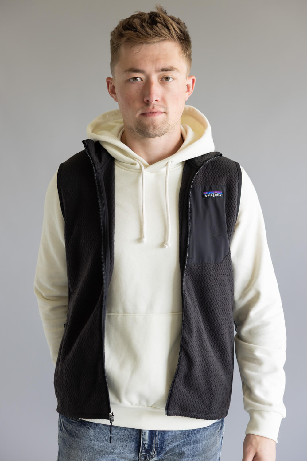 Patagonia Men's R1 Air Vest in Black | 40285-BLK BLACK – Glik's