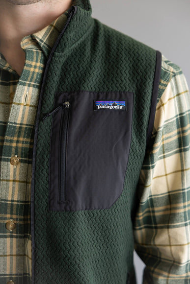 Patagonia Men’s R1 Air Vest in Green