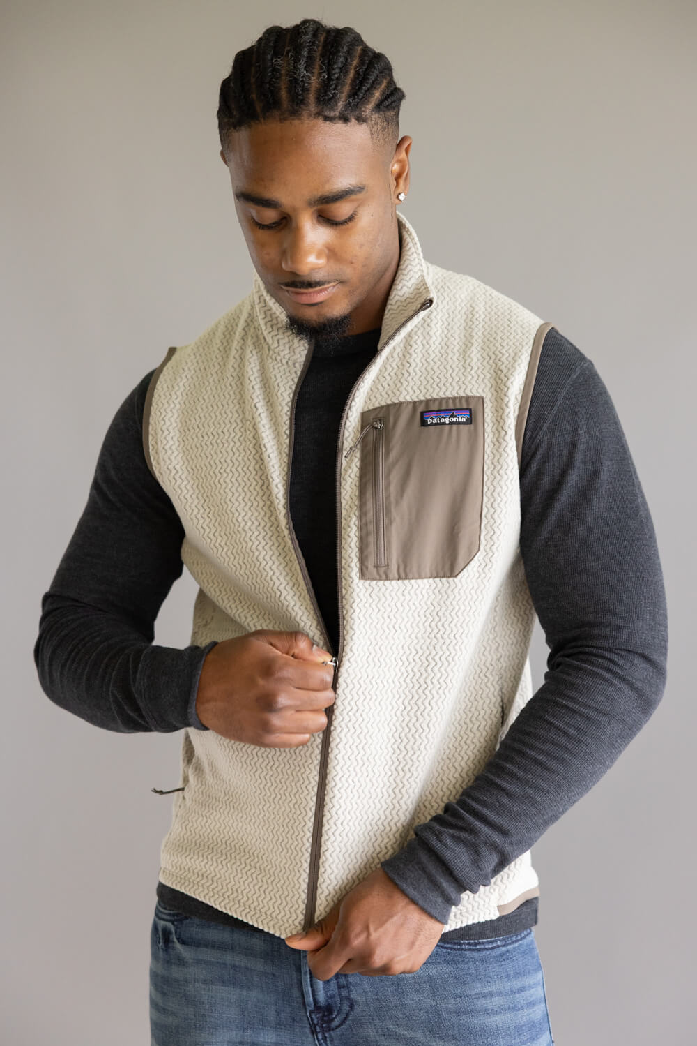 Patagonia Men's R1 Air Vest in Pelican | 40285-PLCN PELICAN – Glik's