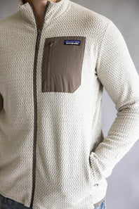 Patagonia Men’s R1 Air Jacket in Pelican