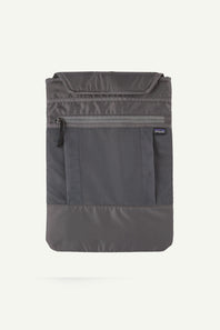 Patagonia Refugio 26 Liter Daypack in Black