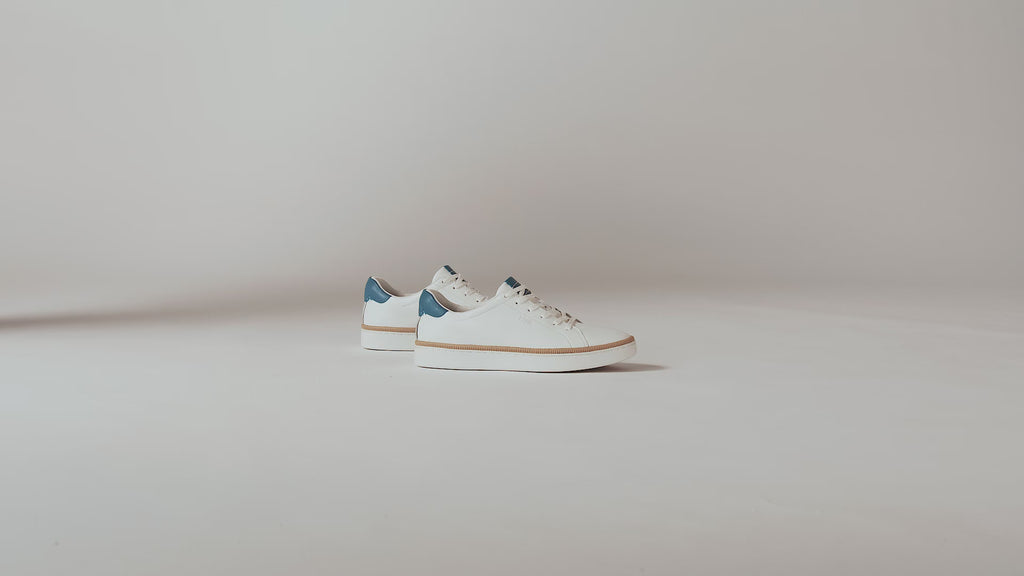 Kizik Sonoma Shoes for Men in Optic White/Coronet