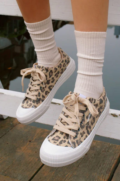 Rocket Dog Cheery Canvas Sneakers for Women in Leopard